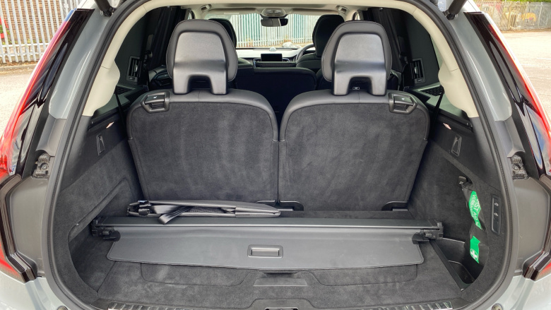 Volvo XC90 2.0 B5P Ultra Dark 5dr AWD Geartronic Petrol Estate